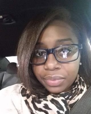 LadyNPumps's profile picture. I am woman. Hear me roar. Watch me slay!