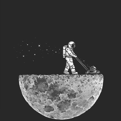 weirdscope's profile picture. I'm the hole in the bottom of the sea.