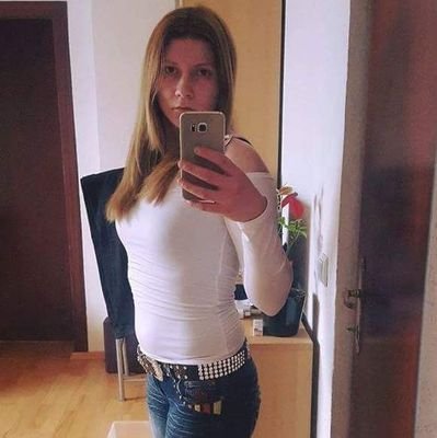 csernaannamaria's profile picture. 