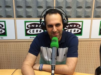 Creador de @somosfutmundial. Hablo de Cofradías en @OndaCero_es. Olimpismo todos los días del año. 3x4 en vena 🎭