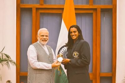 pv sindhu 
world bigest 
fan club