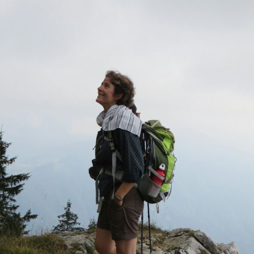 litsetratures's profile picture. Éclectique, humaniste, idéaliste mélancolique