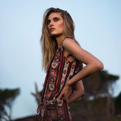 lizwhitney_'s profile picture. Arizona State Grad -- Traveling the World