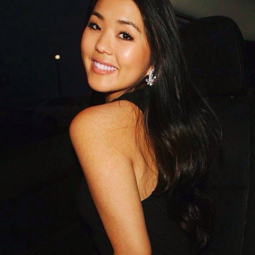 JessicaUchi's profile picture. 