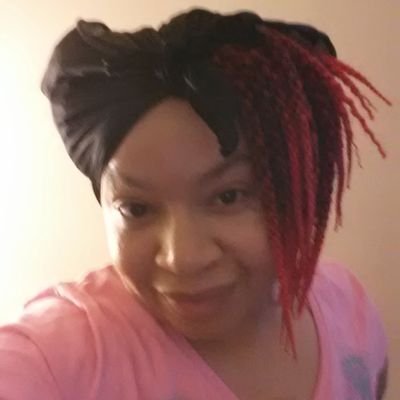 Redbonedbuckeye's profile picture. OLD SCHOOL not OLD! 😜 #70sBaby! 💁🏽‍♀️