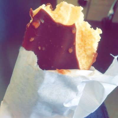 LimitsLanguage's profile picture. I love to see new places and experience the beauty, food and people of different regions.