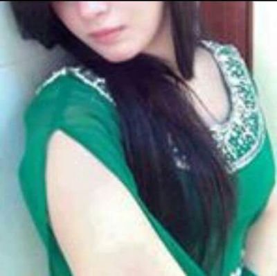 shazmeenh35's profile picture. 