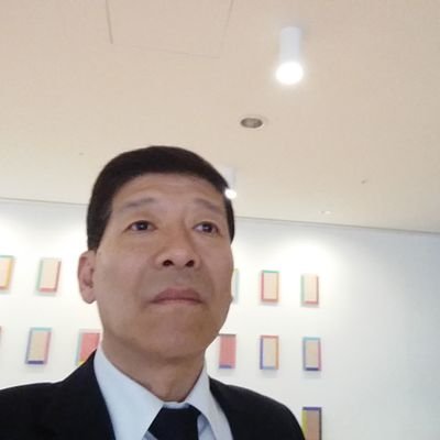 하늘의 뜻을안다는 지천명인 60대 초반의 젊은이지만 아직 난 나를 잘모른다 그래서 오늘도 진정한 나를 찾고있다, 때론 이세상을 살며 함께 세상사는 이야기를 나눌 친구를 환영하고, 서로 글이라도 주고받는 친구를 만나고 싶어합니다. 그냥 평범한 사람들의 이야기를.......
