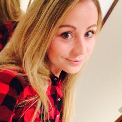 Mar_ianne's profile picture. 