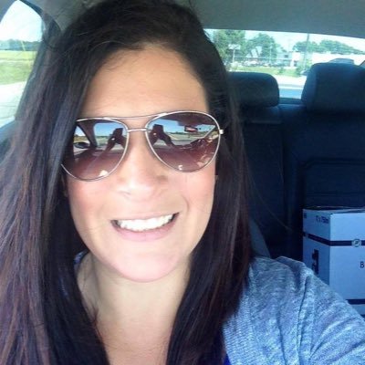 vrcastilla's profile picture. ELAR teacher at Henderson Middle School. ❤️🍎
