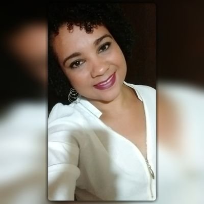 Luciana85628678's profile picture. Dependente de Jesus, amante da minha família e meus amigos.