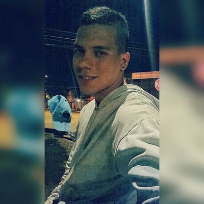 OfficialsenseiV's profile picture. 18. Negociador  de Experiencias diseñador De Fantasías y manager de Ideas. Preparando el camino Ala Sabbiduria y emprendimiento. http://t.co/GpxEik25jW