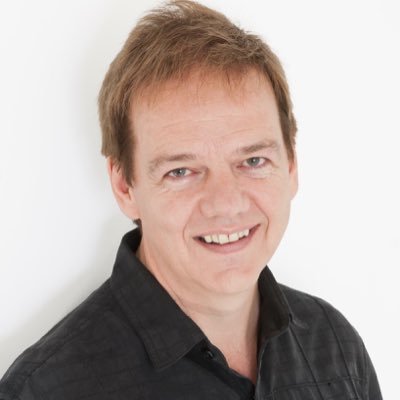 UK's leading celebrity biographer- with an opinion on everything- whose books have been translated throughout the world.
All links: https://t.co/RVWzj0n6Pn