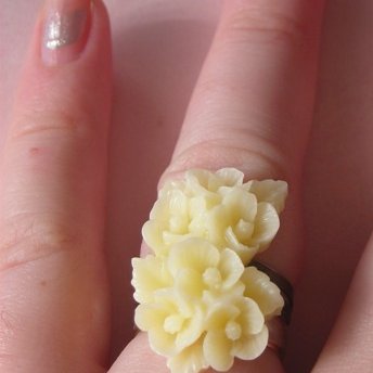 ismini_vrioni's profile picture. Life is short no matter how old we might live!