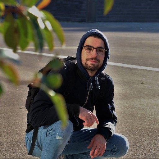 CommunityM16's profile picture. Community Manager
Passionné de nouvelles technos/digital/médias sociaux
Suivez moi pour des conseils stratégiques