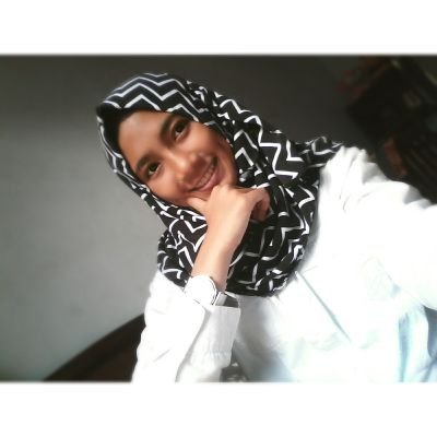 Widianingsih_12's profile picture. 