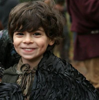 RolandDesBois's profile picture. Daddy Robin Hood 🌲