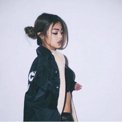 thisfIatline's profile picture. segurando esse user pra todo sempre.