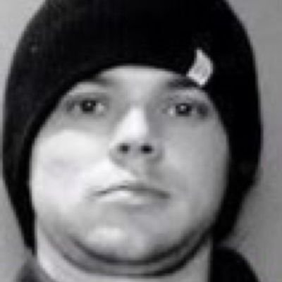 bandsxtacos's profile picture. Just a random ass piece of emo trash here to express her love for bands :)