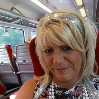 I'm a fun loving lady, I believe life's short and that you should enjoy every day as if it were your last. Live Life Love and Laugh 😜