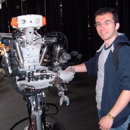 Assistant professor in computer science, University of Toronto | @UofTRobotics @VectorInst | Working on robotics, vision, and machine learning.