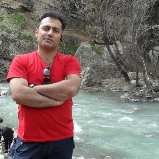 ایدآل یعنی درمیان دغدغه ها
صداها ،مشکلات و سختیها
دلی آرام باشد تا بتواند دوباره آرامش را به تو بازگرداند.