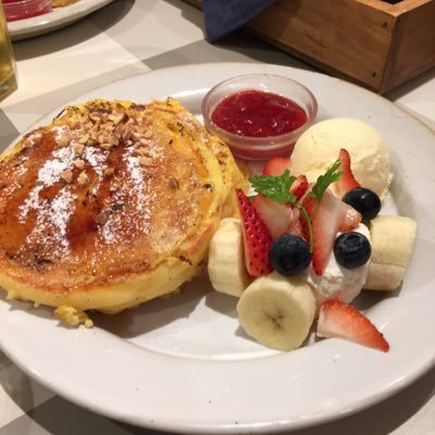 mokb33's profile picture. 