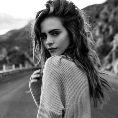 rpgwChloe_'s profile picture. If you're not scared, you're not human. -