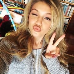 gigihadrp's profile picture. a princess needs a prince.