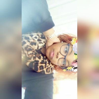 Employed💸| |Aries♈|#TeamNaturallyCurly🙌🏽| ⭐Rt My Favs⭐