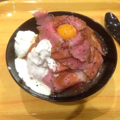 万屋の雑食ですが、専門領域は「IP」「MD」「PR」。ゲーム好き。漫画も好き。アニメ、特撮、ドラマもそこそこ好き。直ぐ泣く。でも事実こそ真なりと思います。