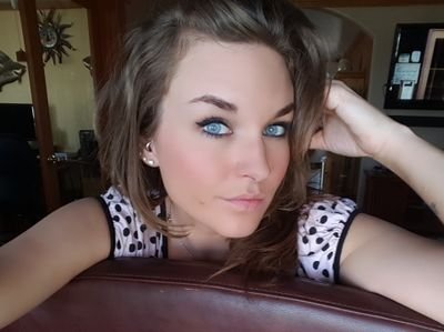 marissaleigh444's profile picture. whatever