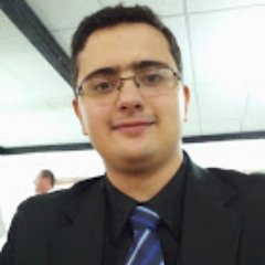 Corinthiano, maloqueiro e sofredor, graças a Deus! Engenheiro da computação, Gosto de jogos, esportes e de ouvir principalmente rock e blues.