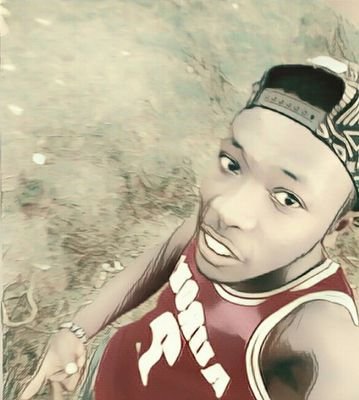 victor_smallz's profile picture. music n fashion lover, a go getter, traveler, fun loving and outta LeGaCy...