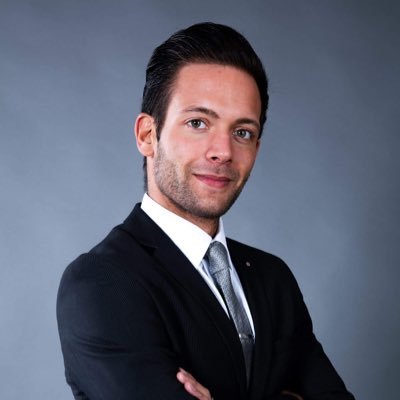 🤓 #Business • #Marketing • #Politique
🎓 @psbeduparis Alumni | @skema_bs Alumni
