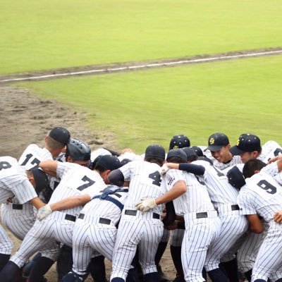 私は鳥取県の野球部を応援してます！主に鳥取城北をしています！ですがすべての高校を応援していることを忘れないでください