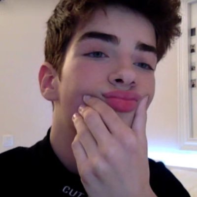 ManuRios_Chile's profile picture. Hola! este es el fan club de @manuriosfdez en Chile 🇨🇱esperando la oficialización