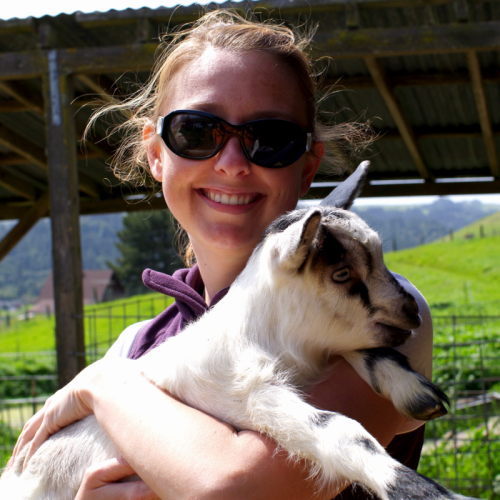 laviesoleil's profile picture. A little French, a little Californian, a little blogger, a little dancer, a little Vespa rider, a little cheese maker... a lot of versions of me