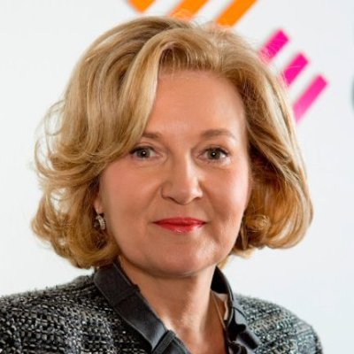 ChristinaRoelli's profile picture. Global Senior HR Leader  - strategic talent acquisition - executive coaching - organization/team effectiveness  - change management - M&A - diversity