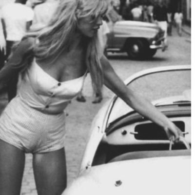 SerenaWaldorf75's profile picture. 