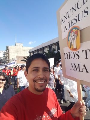 La derecha en el senado vota a favor para ser solidario con la deuda de la isapre, pero rechazan el 3% para las pensiones de nuestros jubilados.🤦