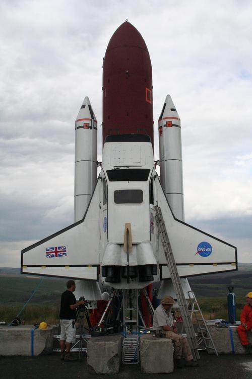 colin_rowe's profile picture. Aerospace engineer. Part time Rocketeer. Built the Top Gear Space Shuttle along with other things. Rockets in schools part time