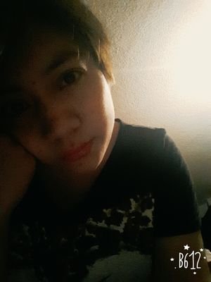 SouiDiaz's profile picture. Hola soy Soui,soy una chica bastante extraña,(un poco loca) pero bien buena onda.
Me gusta que no conozcan primero antes de criticar,así que denle.