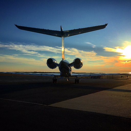 Corporate Pilot on the GV & Embraer Legacy, Golfer & huge sports fan of the #yankees #jets #nyrangers