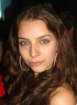 Sou uma moça com cara de menina e que ama Linkin park! Quero fazer amigos no twiter.