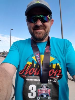 middleagemiles's profile picture. Native Texan, Dedicated Dad, Chevron Houston Marathon Finisher, Triathlete
