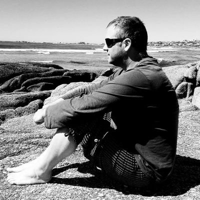 sirgabouy's profile picture. Cultivando la amplitud imaginaria...sin éxito...