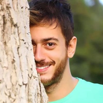 ربى معاك وان شاء الله ينصرك على من يعاديك كلنا -سعد-المجرد