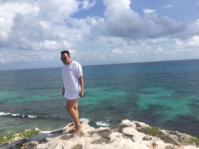 Pak0waldorf's profile picture. Im a person who loves to have fun, travel and enjoy all the good and small things in life.... Live the fulllest & Be Happy in Your own paradise ⭐️