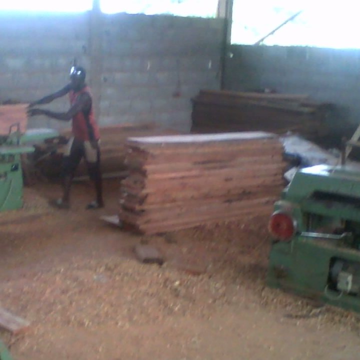 Etablissement Gossan est une scierie de transformation de bois et la vente des produits derive du bois